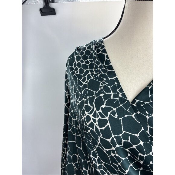 Worthington Womens Size XS Wrap Blouse Green White Animal Print Long Sleeve Top - Picture 3 of 7